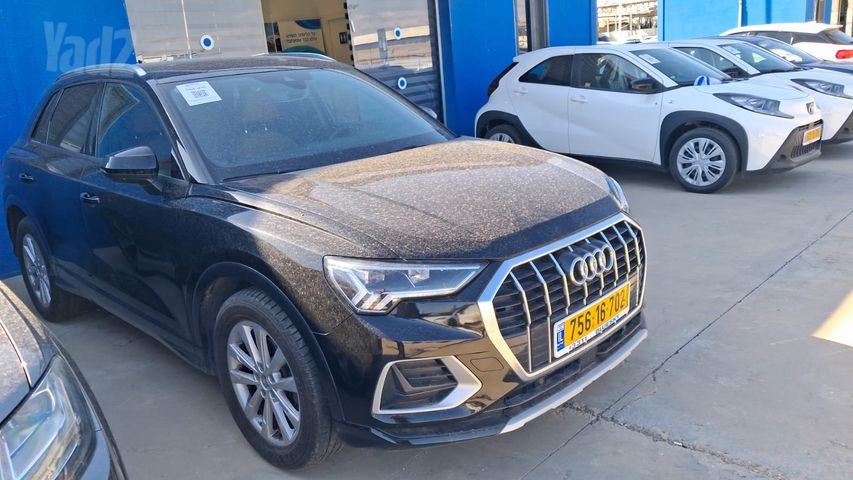 אאודי Q3