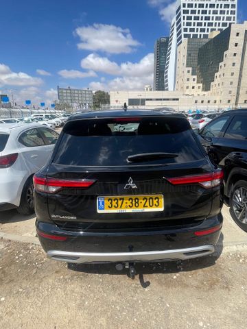 מודעת רכב מיצובישי אאוטלנדר 1