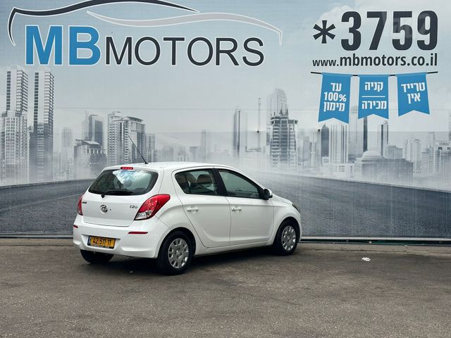 יונדאי i20