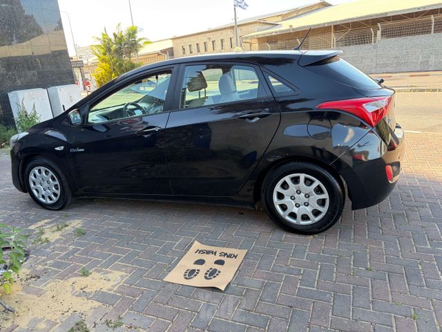 יונדאי i30