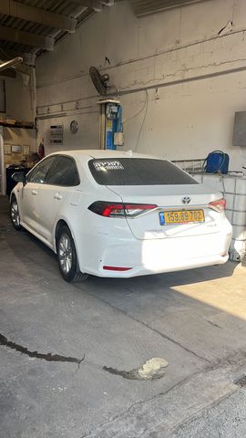 מודעת רכב טויוטה קורולה