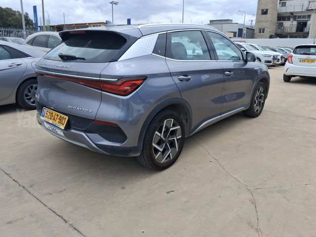 בי.ווי.די אטו 3