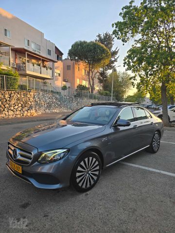 מודעת רכב מרצדס-בנץ E-class