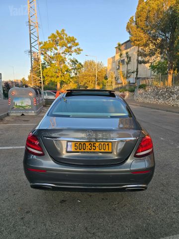 מרצדס-בנץ E-class