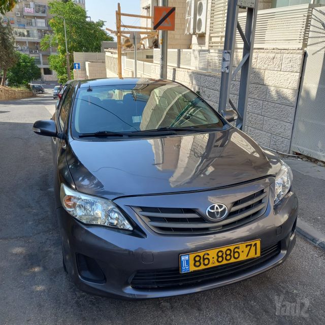 טויוטה קורולה