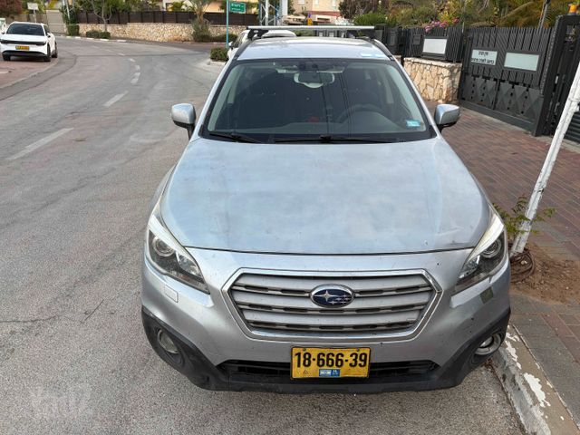 סובארו אאוטבק