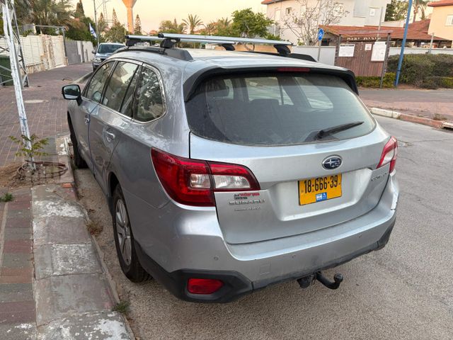 סובארו אאוטבק