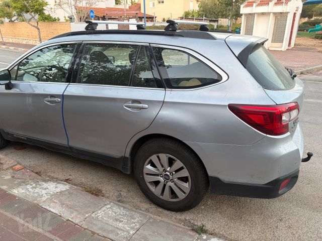 סובארו אאוטבק