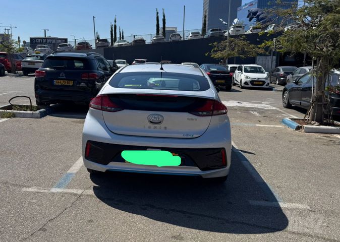 מודעת רכב יונדאי איוניק