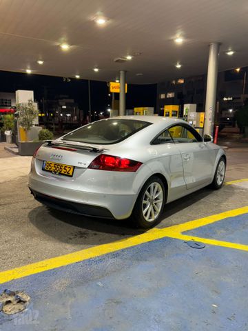 אאודי TT