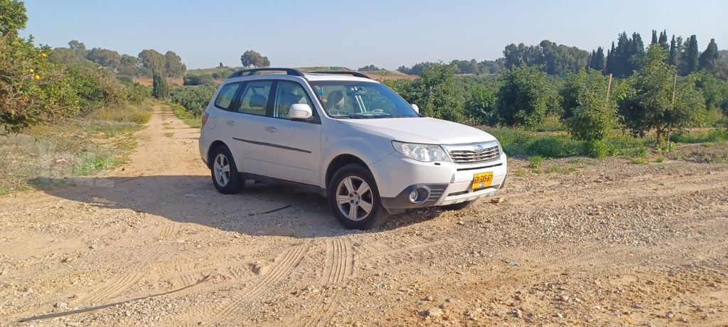 סובארו פורסטר