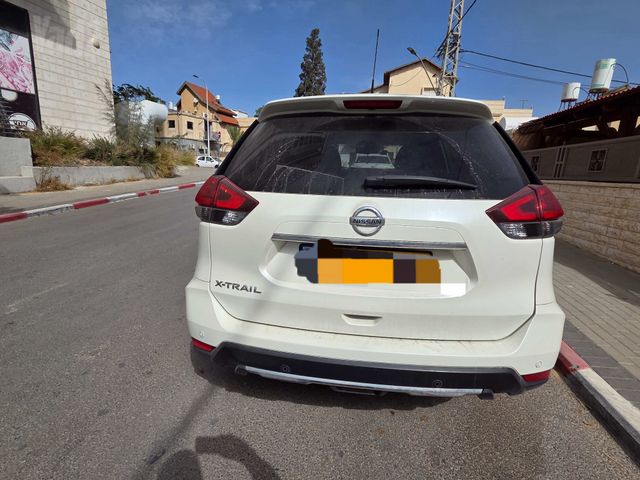ניסאן אקס טרייל