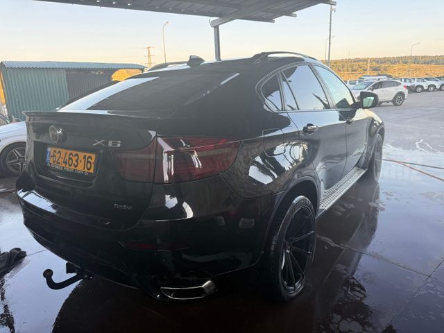 ב מ וו X6