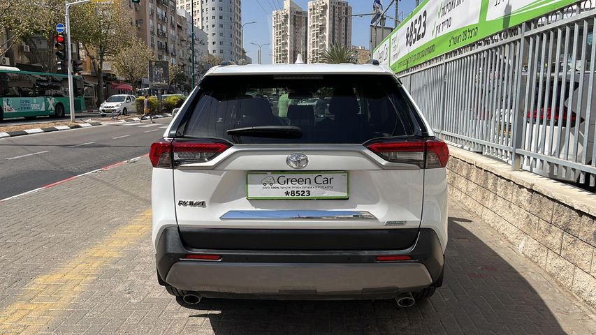 טויוטה RAV4