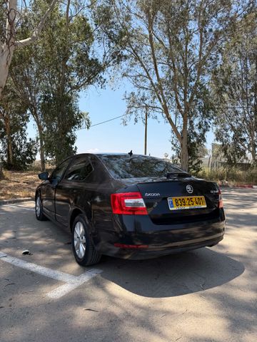 סקודה אוקטביה