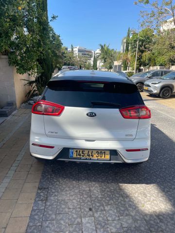 קיה נירו