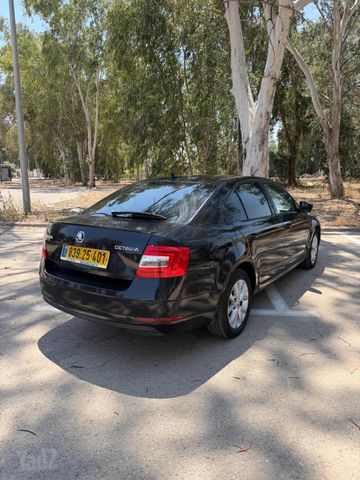 סקודה אוקטביה