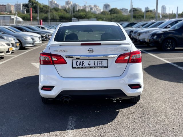 ניסאן סנטרה