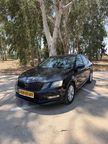 סקודה אוקטביה