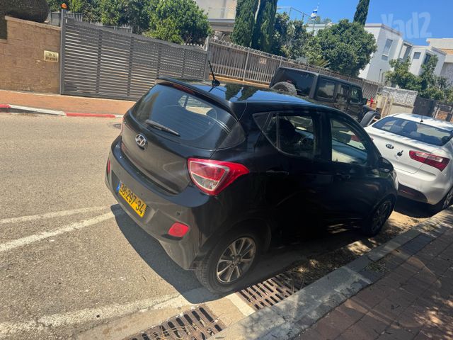 יונדאי i10