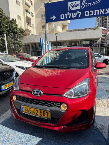 יונדאי i10