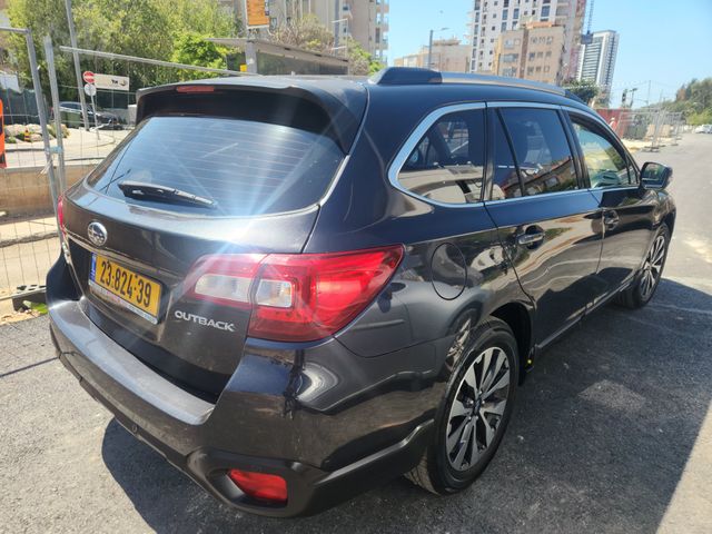 סובארו אאוטבק