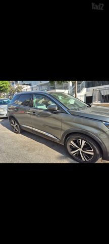 פיג'ו 3008
