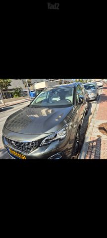 פיג'ו 3008