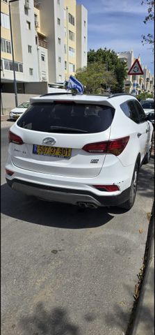 יונדאי סנטה פה