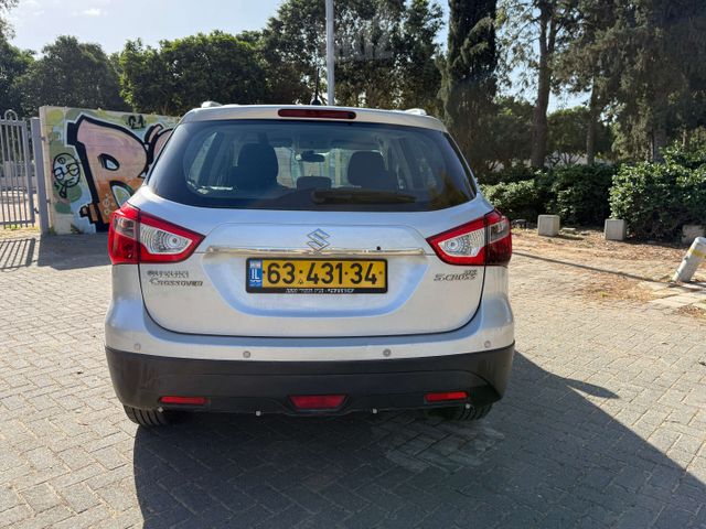 סוזוקי קרוסאובר