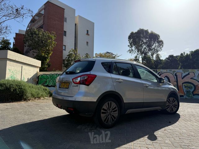 סוזוקי קרוסאובר