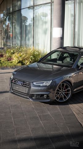 אאודי S4