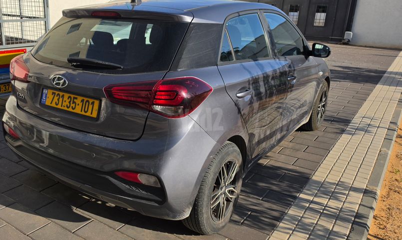 יונדאי i20