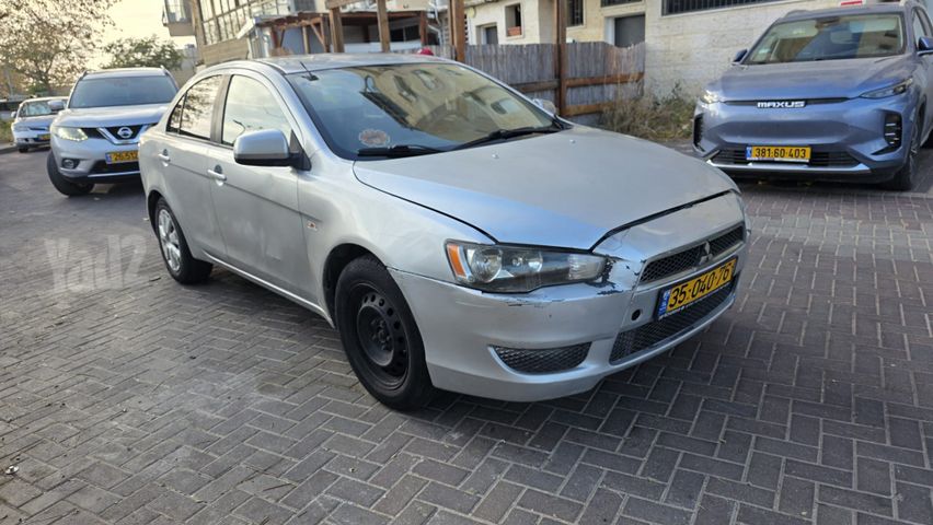 מודעת רכב מיצובישי לנסר