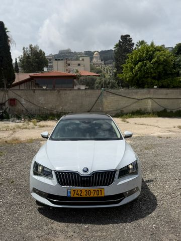 מודעת רכב סקודה סופרב