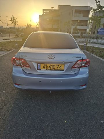 טויוטה קורולה