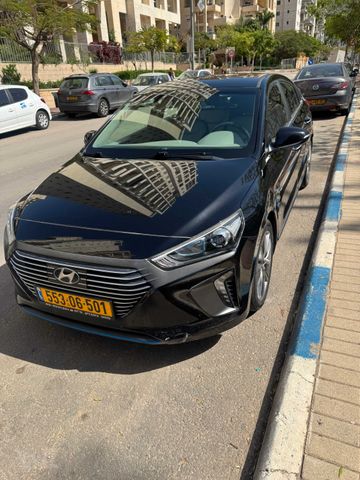 יונדאי איוניק