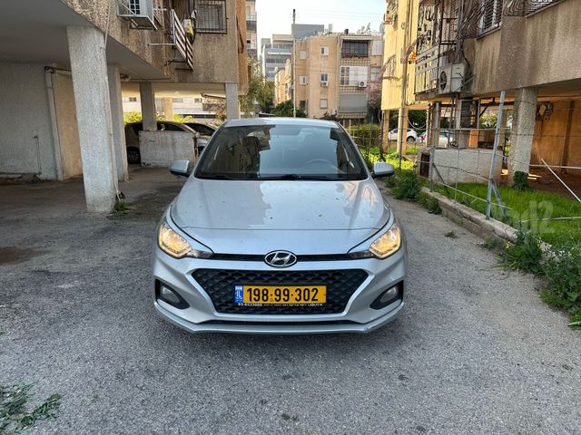מודעת רכב יונדאי i20