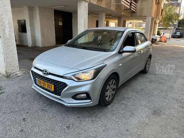 יונדאי i20