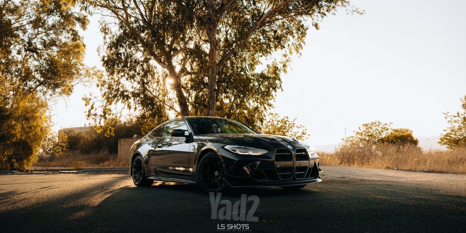 ב מ וו M4