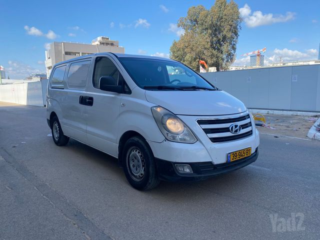 יונדאי H-1 / i800