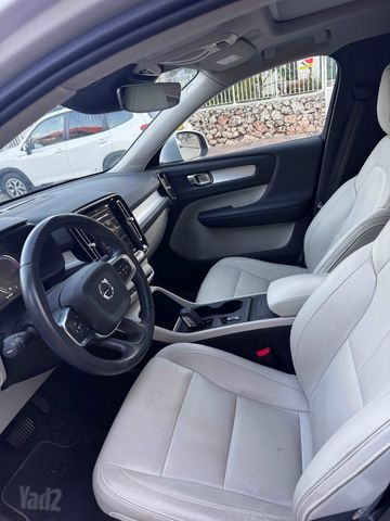 וולוו XC40
