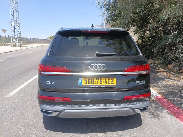 אאודי Q7