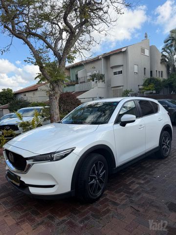 מודעת רכב מאזדה CX-5