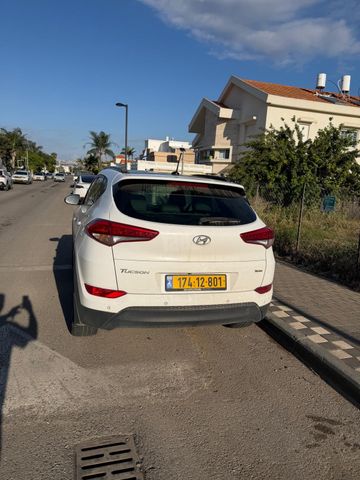 מודעת רכב יונדאי טוסון