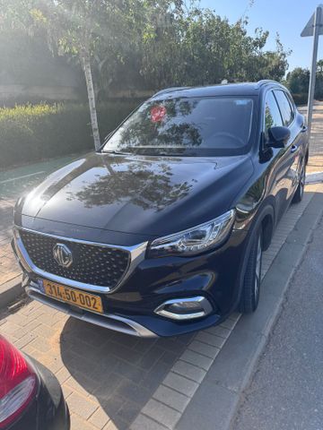 אם ג'י EHS PHEV