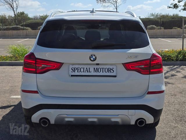 ב מ וו X3