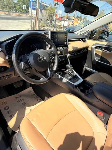 טויוטה RAV4