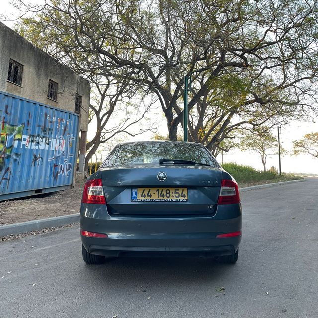 סקודה אוקטביה