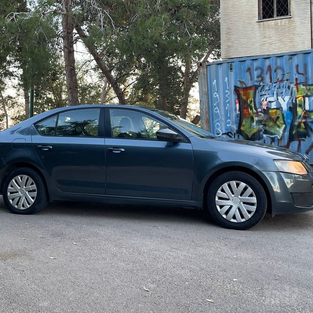 סקודה אוקטביה